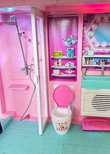 Renkli Barbie Oyun Evi - Görsel 3