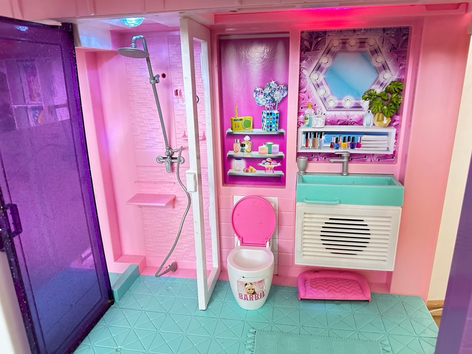 Renkli Barbie Oyun Evi - Görsel 3