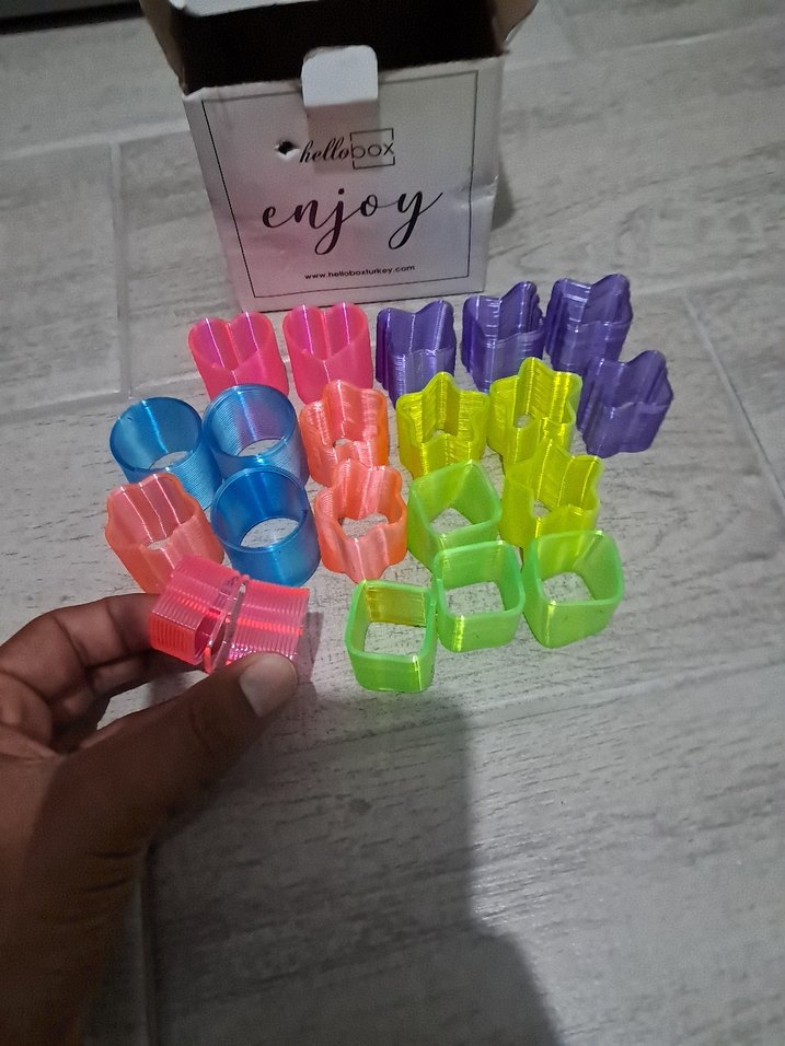 Renkli Elastik Çocuk stres yayi - Görsel 2