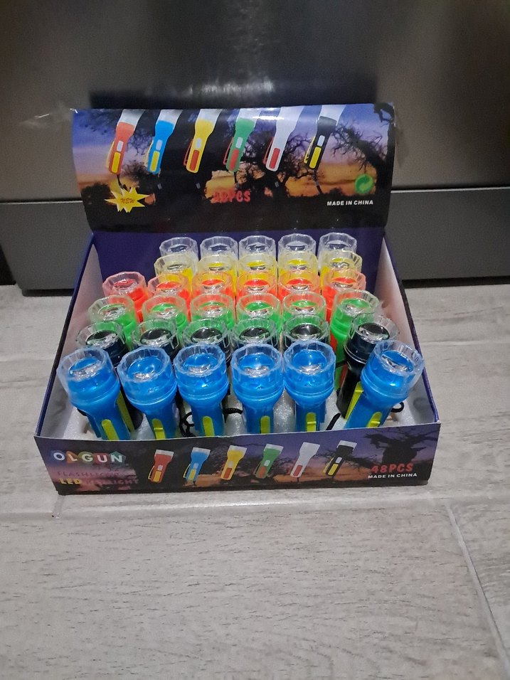 Renkli Işıklı Oyuncak el feneri - Görsel 3