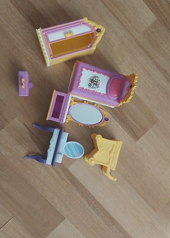 Belle Prenses Şatosu Oyuncak Seti - Görsel 2