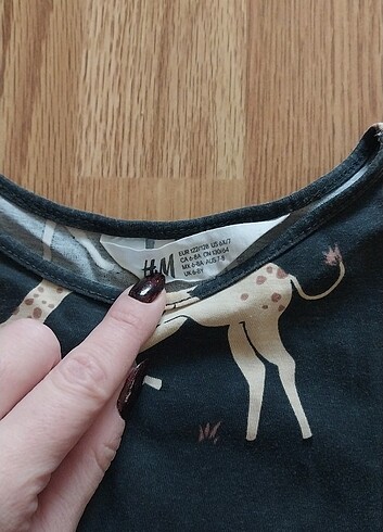 H&M Zürafa desenli elbise