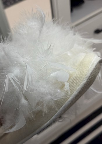 Tüylü Beyaz Hastane Lohusa Terlik - Görsel 3