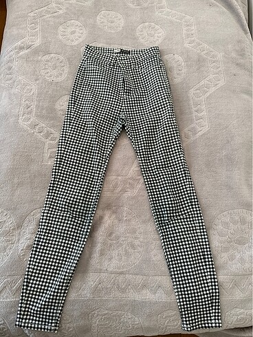 Stradivarius pantolon