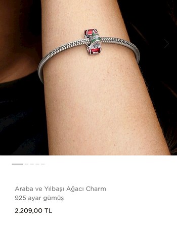 Pandora Pandora Kırmızı araba Charm