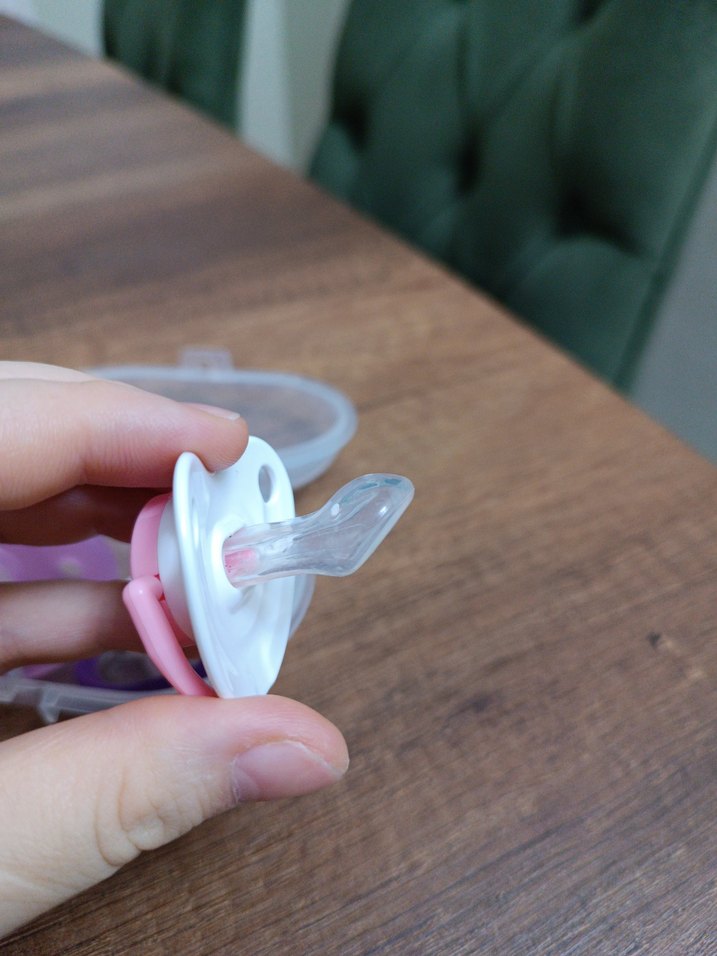 kız bebek emzik - Görsel 5