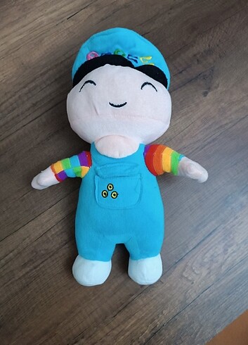 Peluş pepe oyuncağı