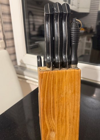 Siyah Bıçak Seti ve Ahşap Standı - Görsel 2