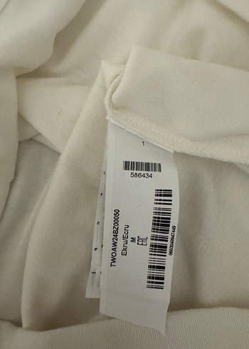 Beyaz V Yakalı Uzun Kollu Kadın Bluz - Görsel 5