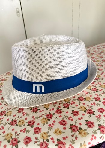 Mavi Kurdeleli Beyaz  Fötr Şapka - Görsel 2