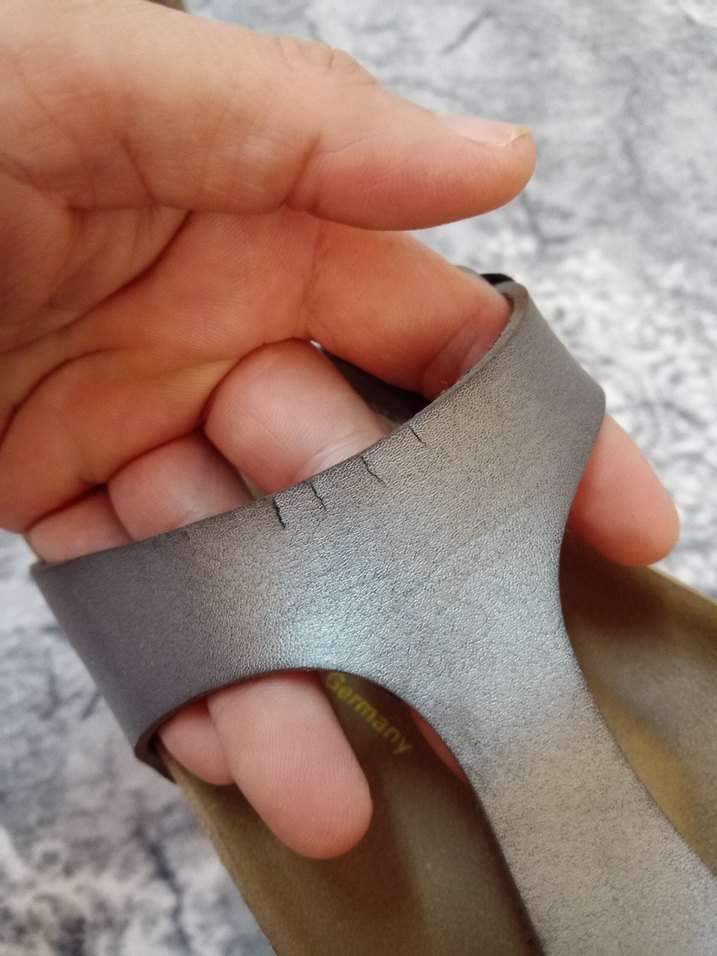 Bej Deri Kadın Toka Detaylı Dolgu Topuk Terlik - Görsel 4