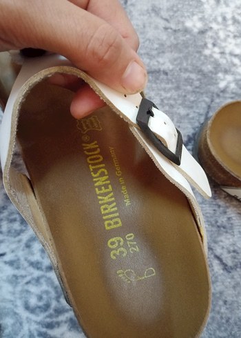 Tokalı Beyaz Kadın Dolgu Topuk Terlik - Görsel 4