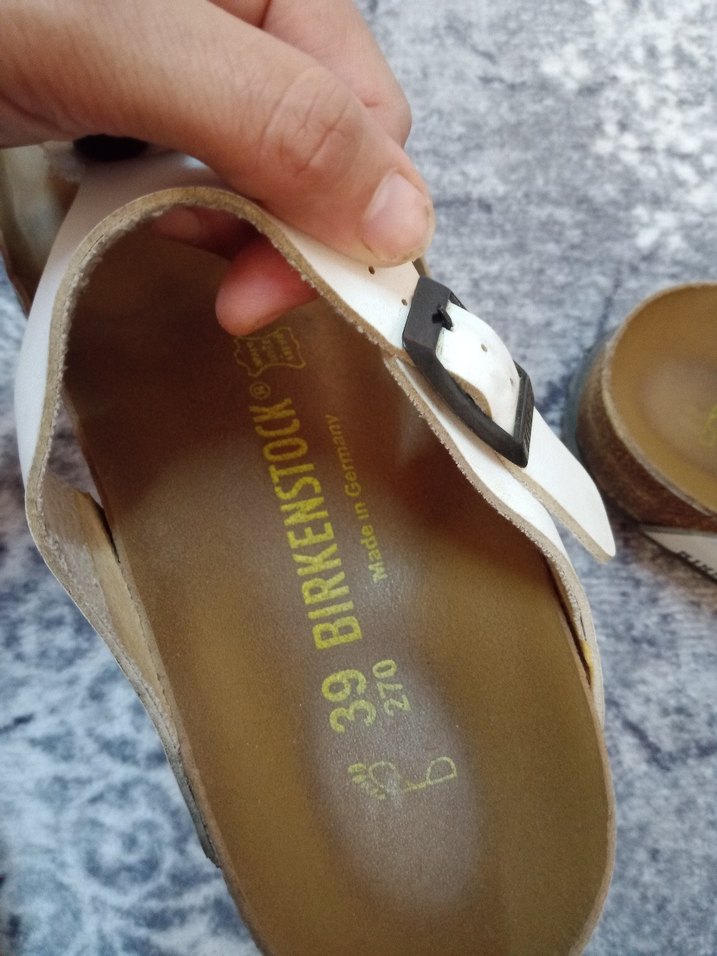 Tokalı Beyaz Kadın Dolgu Topuk Terlik - Görsel 4