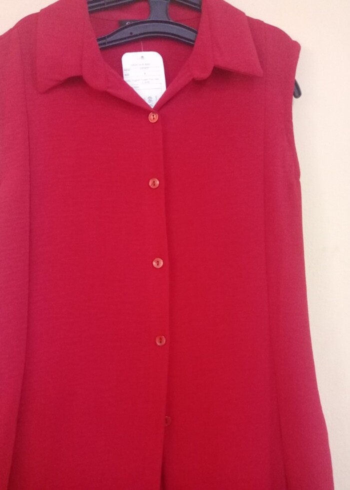 Kırmızı elbise - Görsel 2