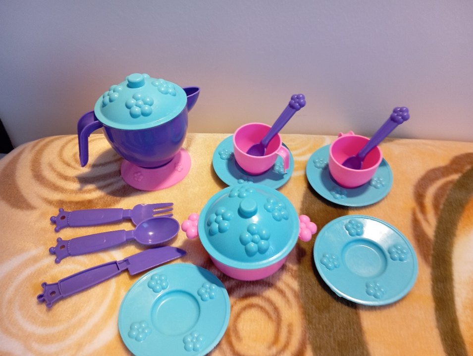 Renkli Plastik Çay Seti Oyuncak - Görsel 3