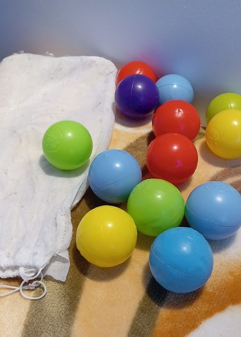 Renkli Plastik Oyun Topları ve Kumaş Torba - Görsel 2