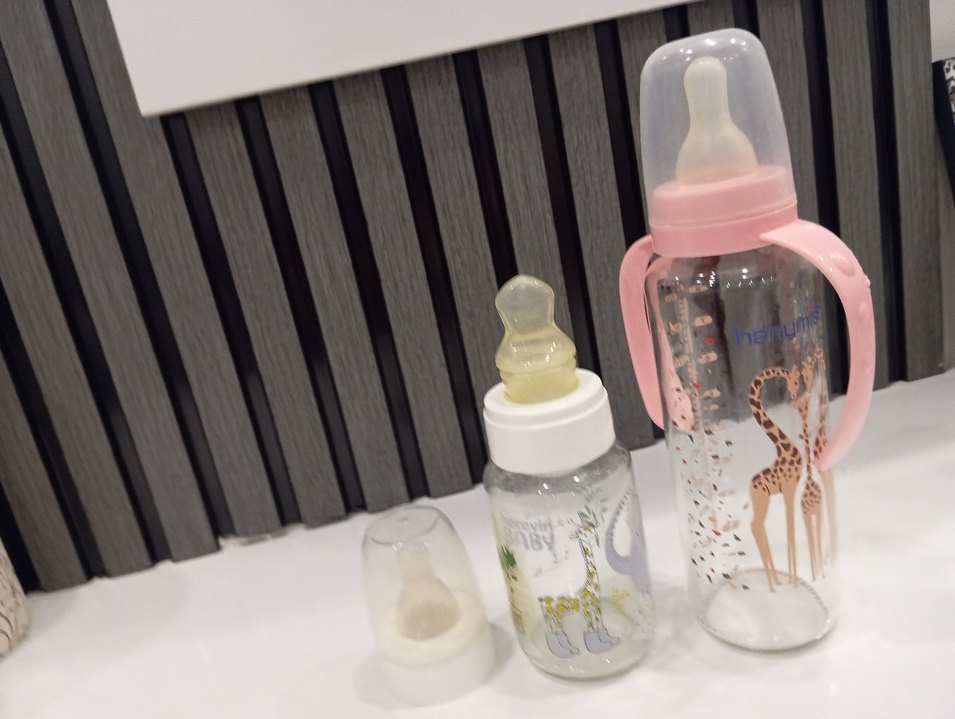 Beyaz Bebek Biberonu Pastel Desenli - Görsel 3