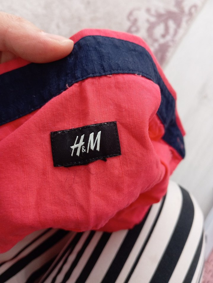 H&M Canlı Pembe gömlek — görsel 2/3