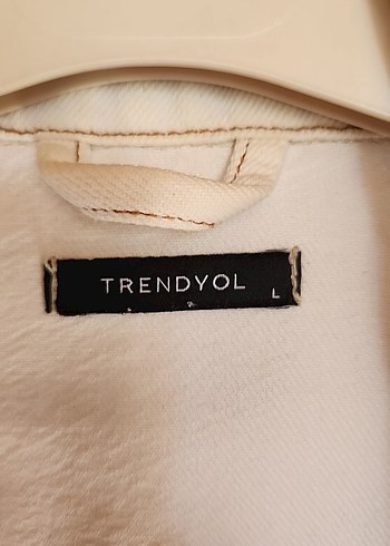 l Beden Kadın Beyaz Düğmeli Denim Ceket