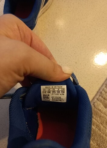 23 Beden Orjinal Adidas Bebek spor ayakkabısı