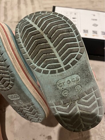 24 Beden turkuaz Renk Orjinal crocs