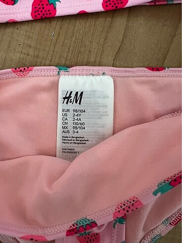 5 Yaş Beden pembe Renk H&M kız çocuk 4-5 yaş çilekli mayo