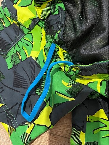 Columbia 7 yaş şahane durumda mayo şort - Görsel 5