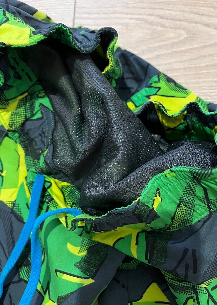 Columbia 7 yaş şahane durumda mayo şort - Görsel 4