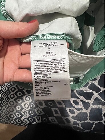 GAP Çimen yeşili sıfır şort - Görsel 4