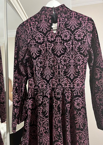 Bordo V Yaka Dantel Detaylı Gotik Midi Elbise - Görsel 4