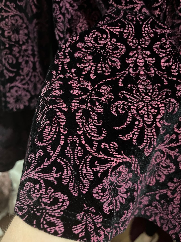 Bordo V Yaka Dantel Detaylı Gotik Midi Elbise - Görsel 2