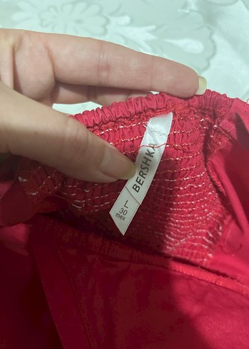 Ahıududu rengi masal gibi kesimli elbise - Görsel 8