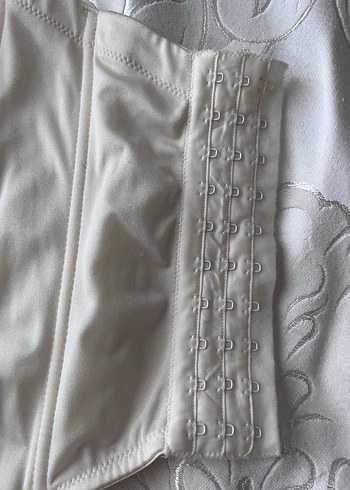 Krem rengi jartiyerli büstiyer 75 B - Görsel 4