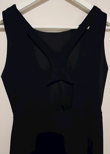 Sırtı şeritli pencereli mini elbise - Görsel 3