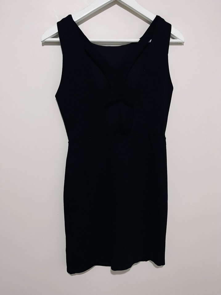 Sırtı şeritli pencereli mini elbise - Görsel 4