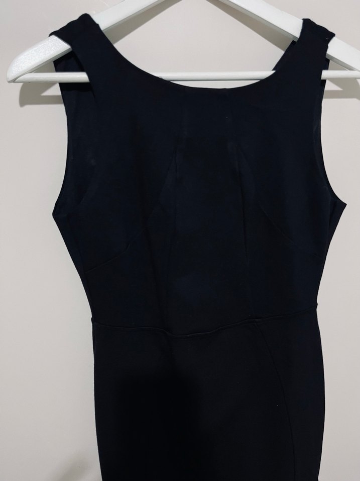 Sırtı şeritli pencereli mini elbise - Görsel 2