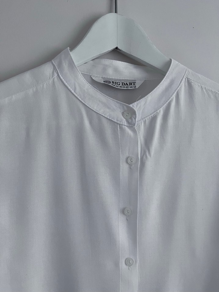 Yazlık beyaz gömlek - Görsel 4