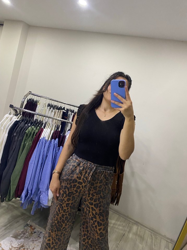 Siyah triko atlet - Görsel 2