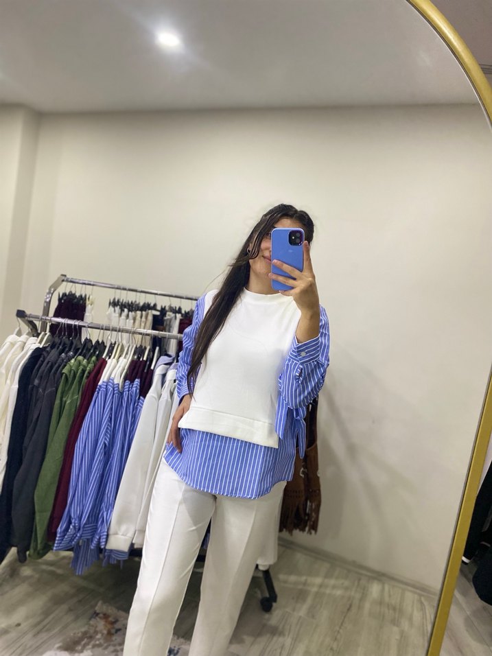 Beyaz renk garnili gömlek detaylı takım - Görsel 2