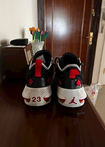 Nike Air Jordan Basketbol Ayakkabısı - Görsel 2