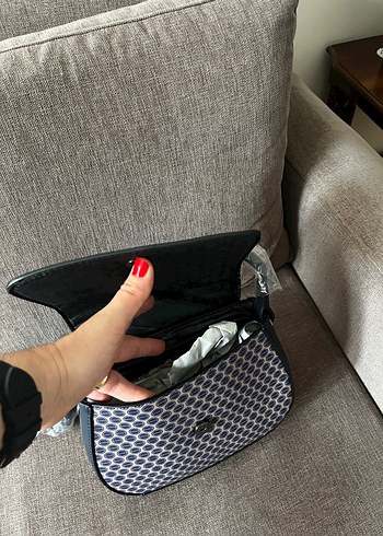 Benetton Desenli Kadın Çanta - Görsel 4