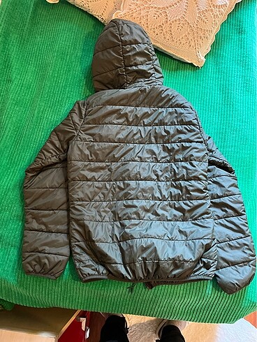 12-13 Yaş Beden Hummel şişme mont
