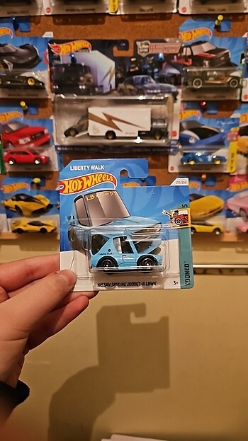 Hot wheels regular araba 