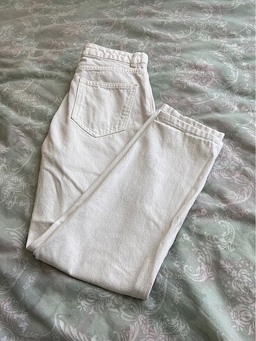 Beyaz mom jeans