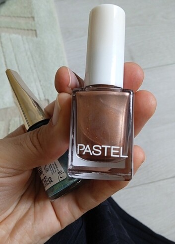 Pastel ve Flormar oje pastel 225 flormar st09 