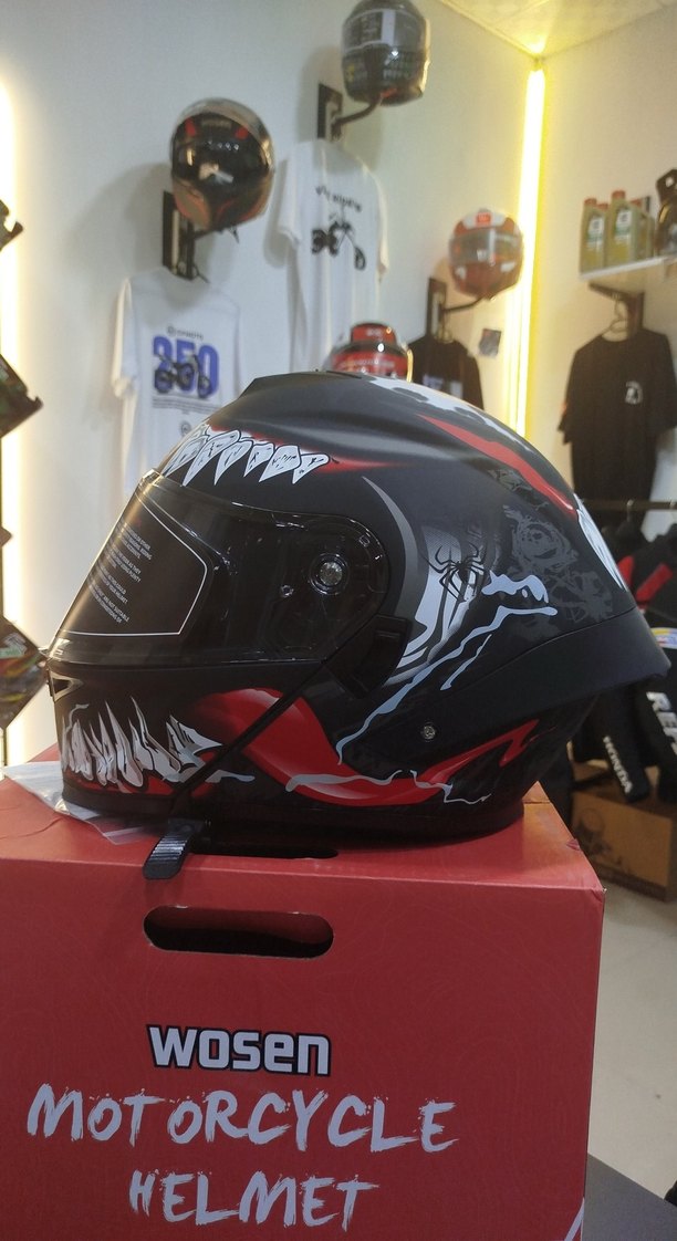 Wosen Helmet Siyah Baskılı Motosiklet Kaskı L beden - Görsel 3