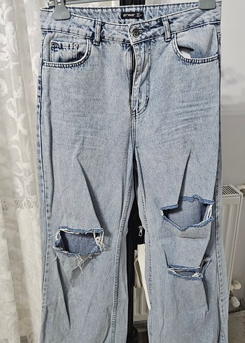 Ambre Solaire Gevşek Kesim Yırtık Kot Pantolon