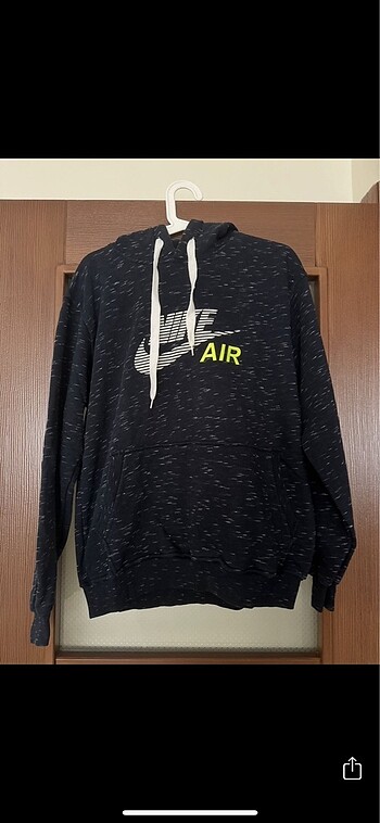 Nike sweatshirt