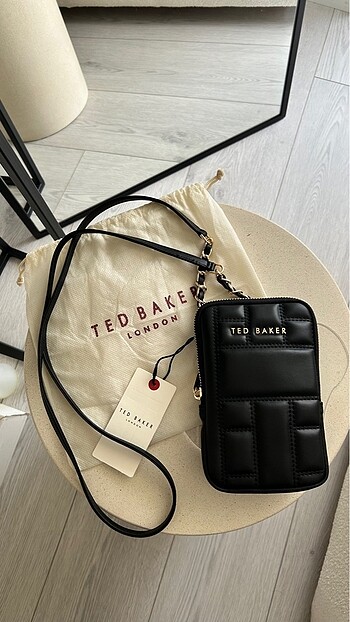  Beden Ted baker telefon çantası