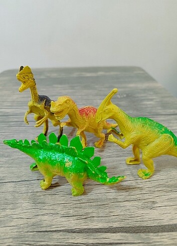  Beden Plastik oyuncak dinozor
